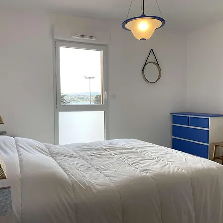 T3 Moderne Avec Terrasse Et Parking Securise - Fr-1-553-293 Lägenhet *