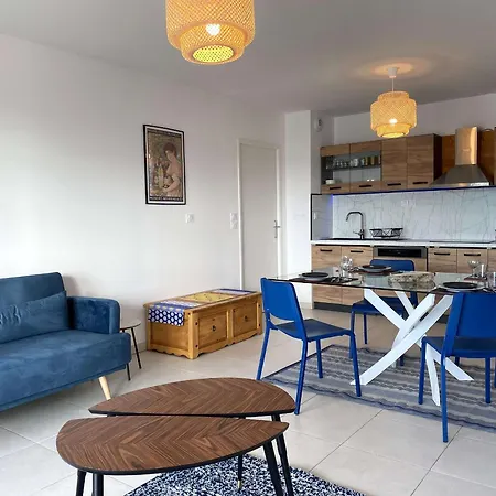 T3 Moderne Avec Terrasse Et Parking Securise - Fr-1-553-293 * Balaruc-les-Bains